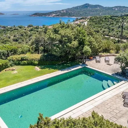 Elysea Con Piscina Villa